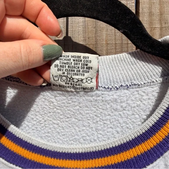 Vintage 1994 Minnesota Vikings Crewneck sweatshirt on a Nutmeg tag Size XL - Picture 4 of 7